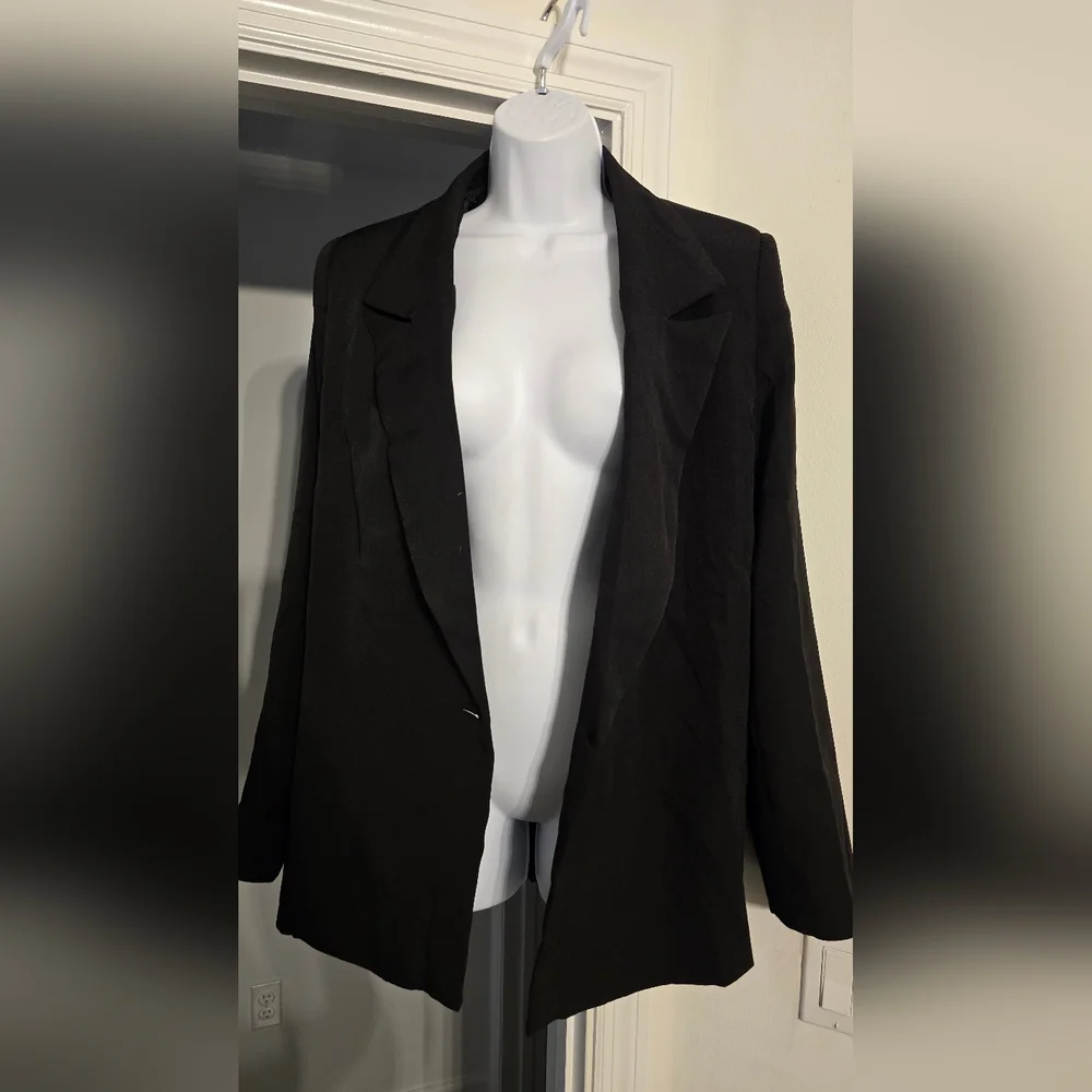 NWT PrettyLittleThing Womens Oversized Black Blazer - Size 6 - Picture 2 of 6